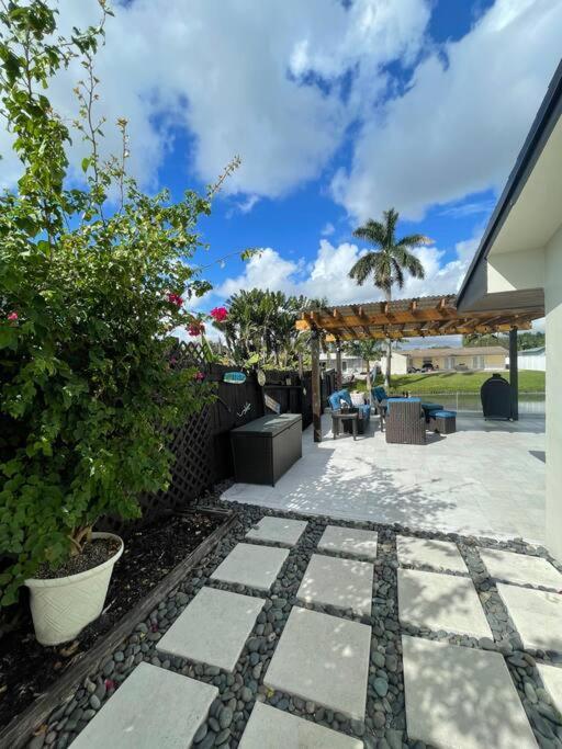 Villa Modern Pool On The Near Hardrock Fll Airport *