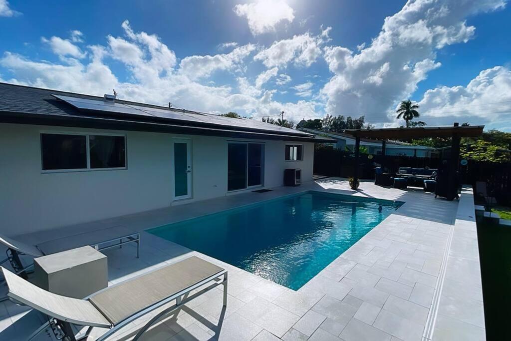 Villa Modern Pool On The Near Hardrock Fll Airport Davie