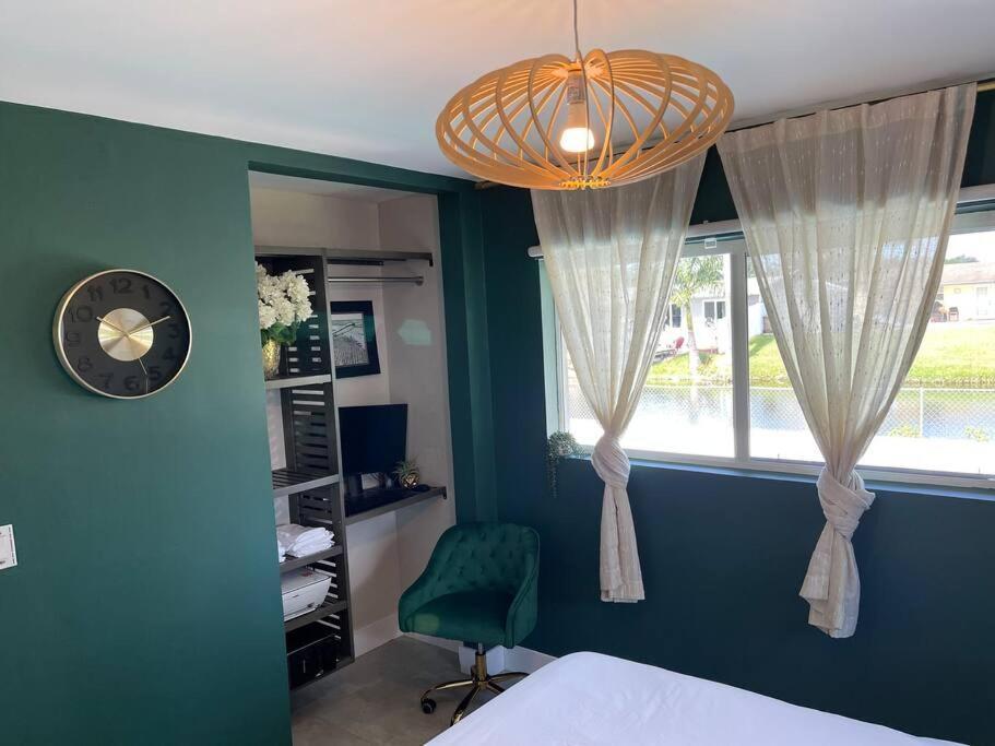 Villa Modern Pool On The Near Hardrock Fll Airport Davie
