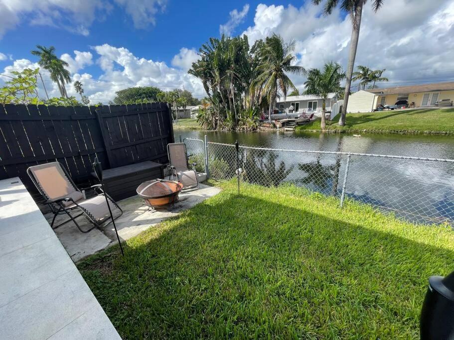 Modern Pool On The Near Hardrock Fll Airport Davie